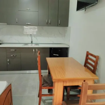Besnik, For Rent Vlora