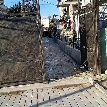 Besnik, For Rent *