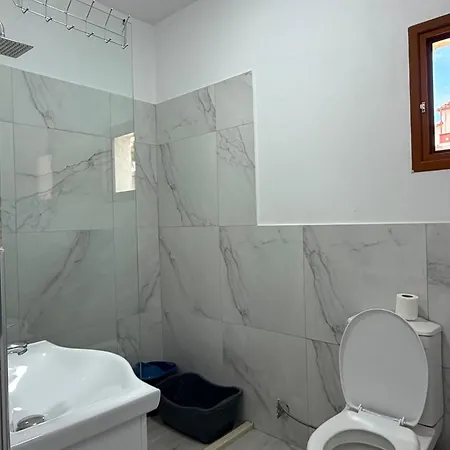 Besnik, For Rent Vlorë