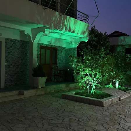 Besnik, For Rent Vlorë
